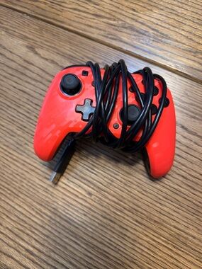 Red Wired Gaming Controller - NINTENDO SWITCH Video Game Controller